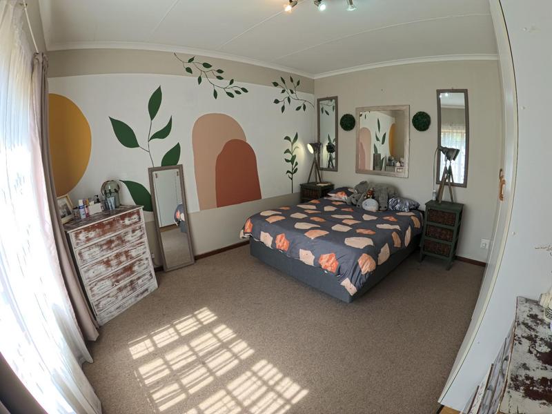 3 Bedroom Property for Sale in Twee Rivieren Western Cape